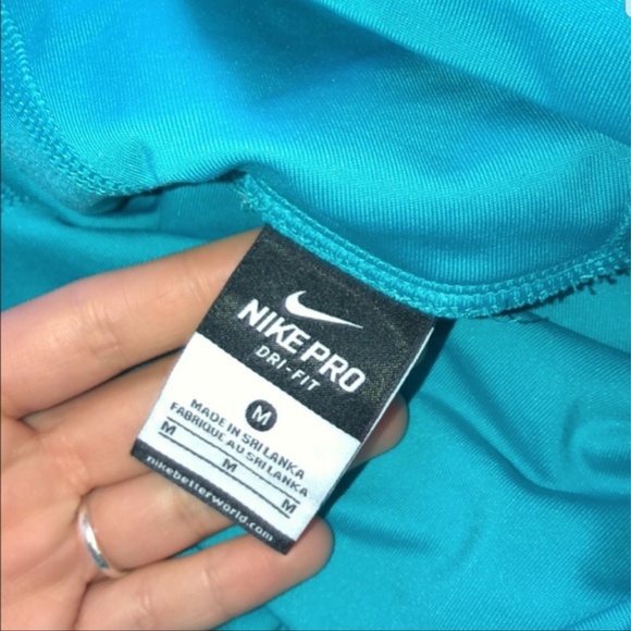 Nike Pro Hyperwarm Infinity Women's Running Top - Picture 7 of 8